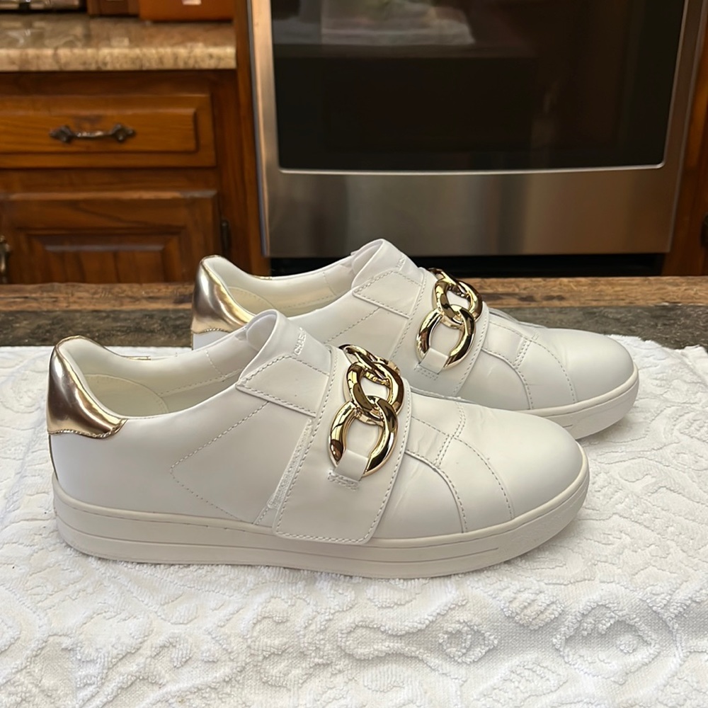 Michael Kors White Kenna Tennis Shoes With Gold Chain… Gem